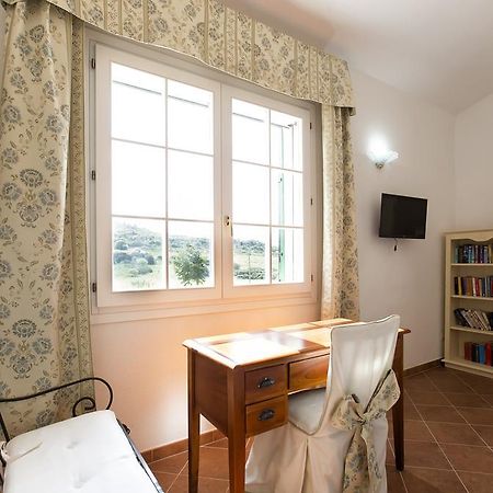 Villa Raimonda Putifigari Eksteriør bilde