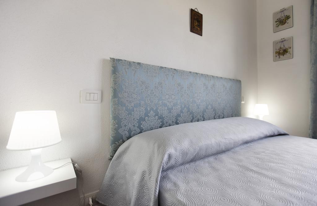 Villa Raimonda Putifigari Eksteriør bilde